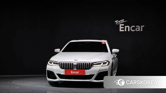 BMW 5 Series (G30) id 3898171 из Кореи 13