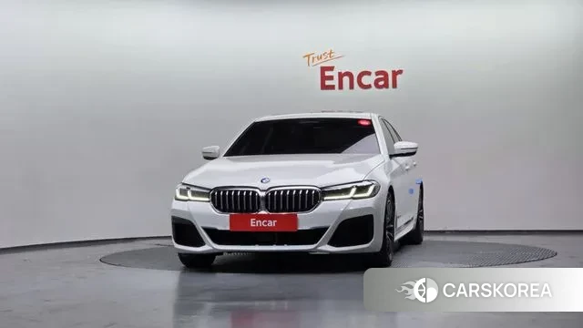 BMW 5 Series (G30) id 3533848 из Кореи 13