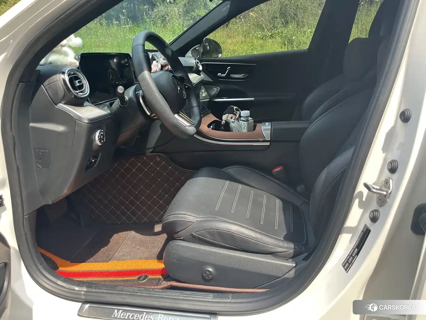 Mercedes-Benz C-class new energy 2023 Белый из Китая, фото 4