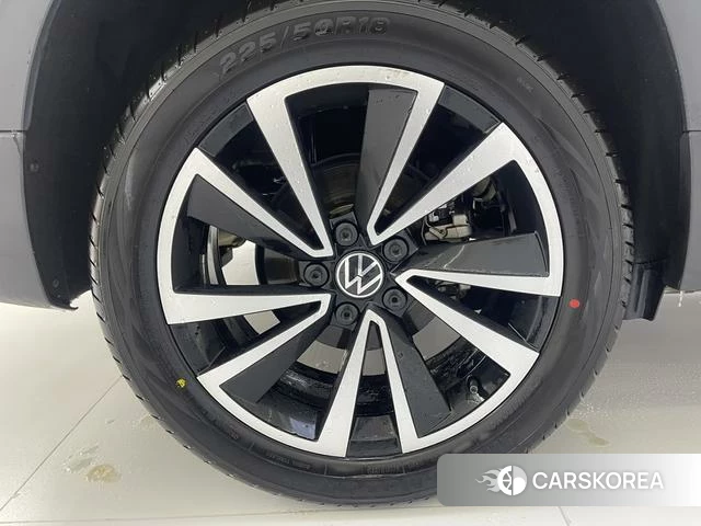 Volkswagen Tuyue id 4314365 из Китая 9