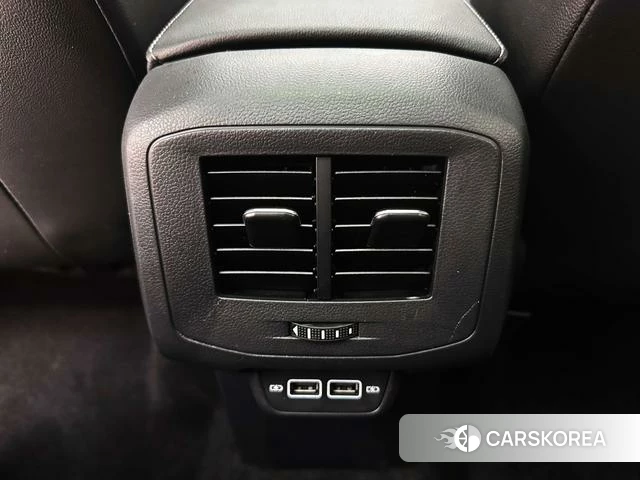 Volkswagen Exploring the shadow id 4276418 из Китая 17