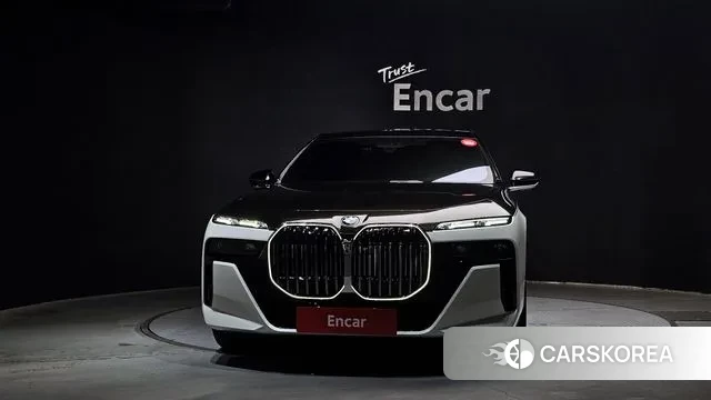 BMW 7 Series (G70) id 2998018 из Кореи 13