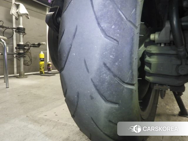 Honda SILVER WING 400 GT id 3948627 из Японии 23