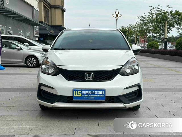 Honda Fit 2023 Белый из Китая, фото 4