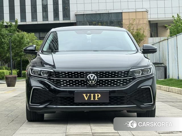 Volkswagen Passat id 4209857 из Китая 11