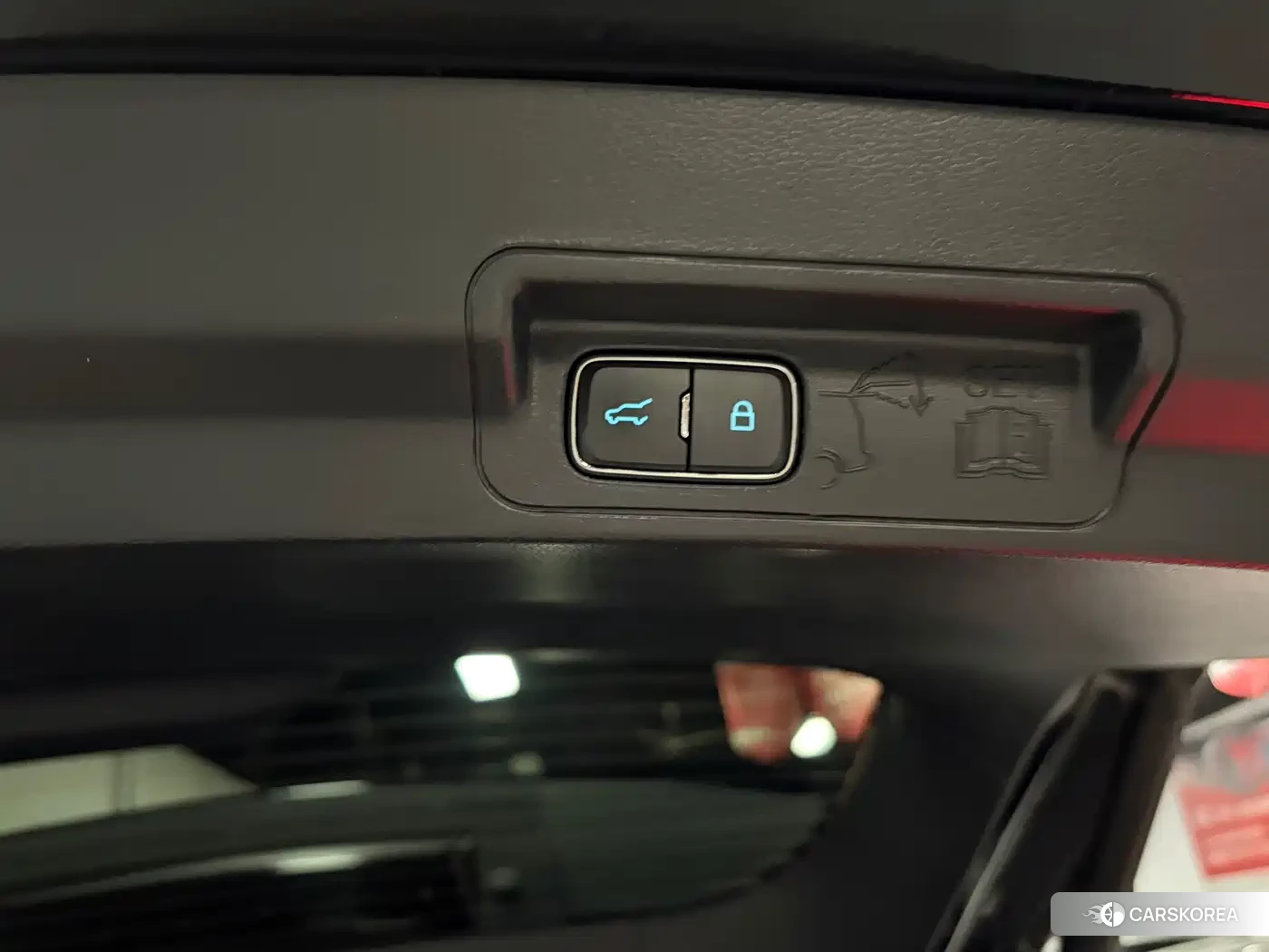 Ford Explorer id 4629681 из Китая 10