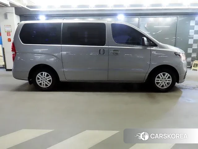 Hyundai The New Grand Starex id 3459837 из Кореи 13