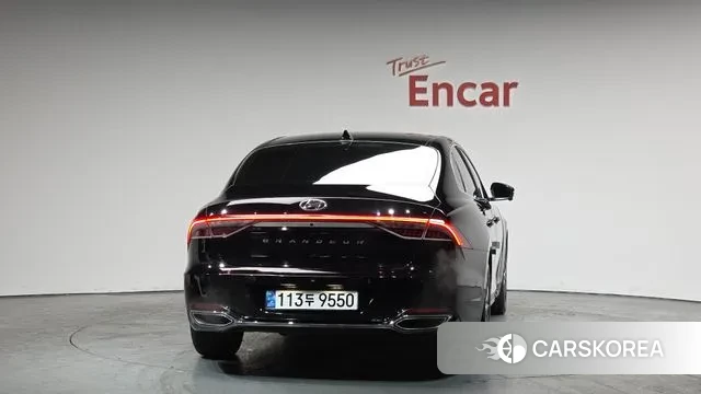 Hyundai The New Grandeur IG id 3742183 из Кореи 13