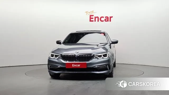 BMW 5 Series (G30) id 3330737 из Кореи 13