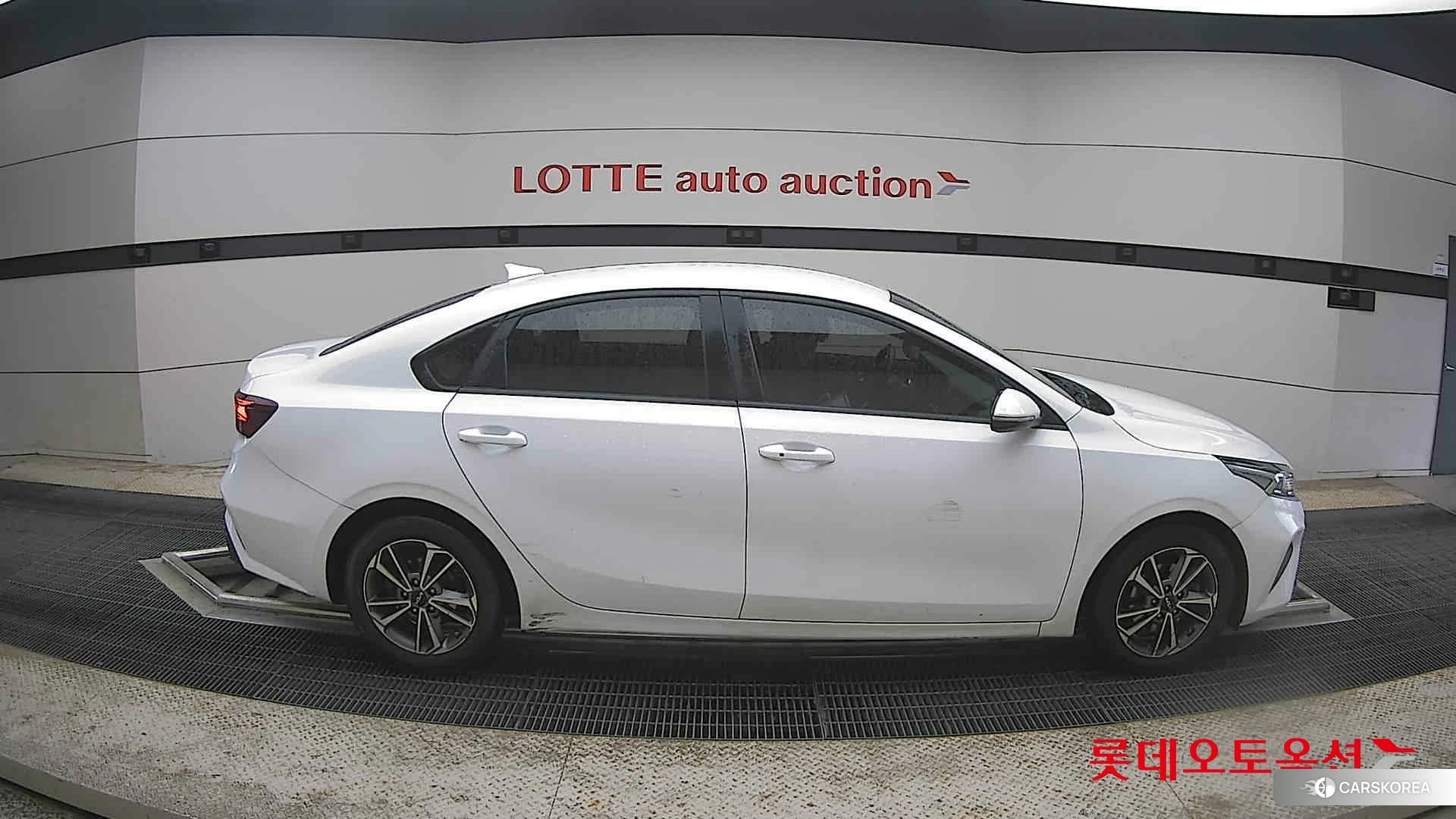 Kia K3 id 4352421 из Кореи 23