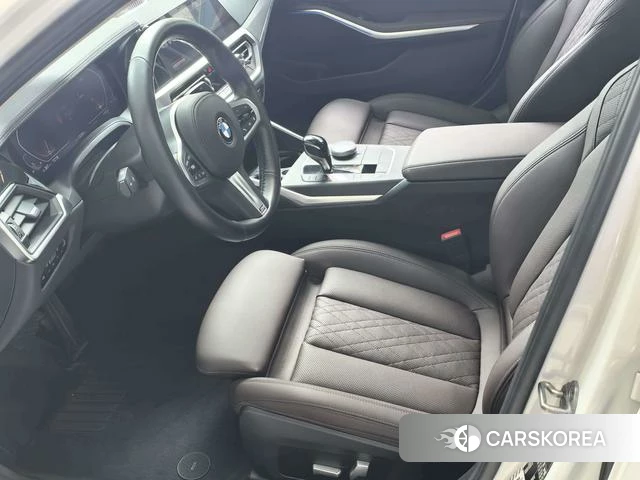 BMW 3 series 2022 Белый из Китая, фото 3