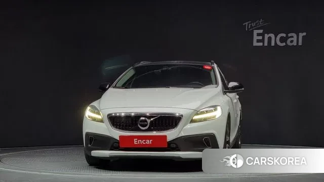Volvo V40 Cross-Country id 3248785 из Кореи 13