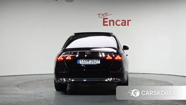 Mercedes-Benz E-Class W214 id 3644316 из Кореи 13