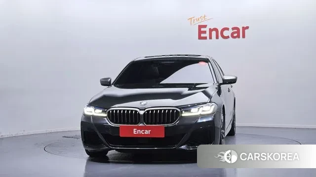 BMW 5 Series (G30) id 3697880 из Кореи 13