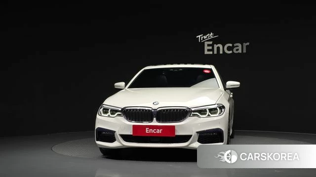 BMW 5 Series (G30) id 4693691 из Кореи 13
