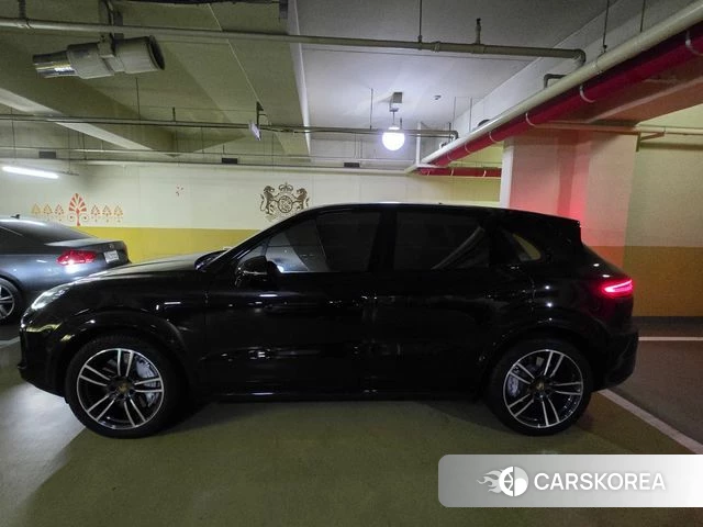 Porsche Cayenne (PO536) 2021 Черный из Кореи, фото 3