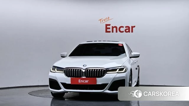 BMW 5 Series (G30) id 3864956 из Кореи 13