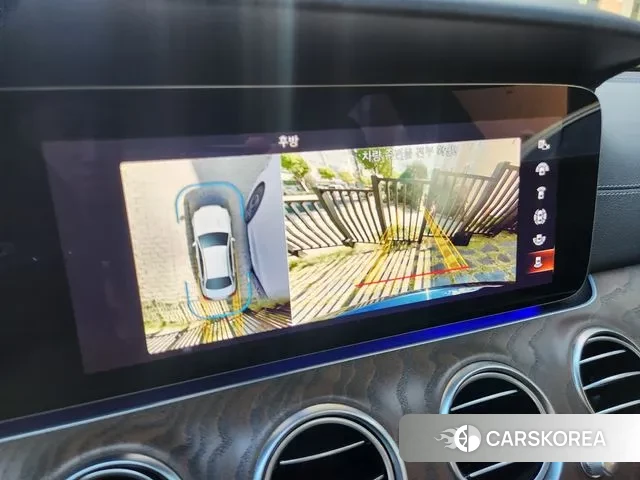 Mercedes-Benz E-Class W213 2023 Синий из Кореи, фото 3