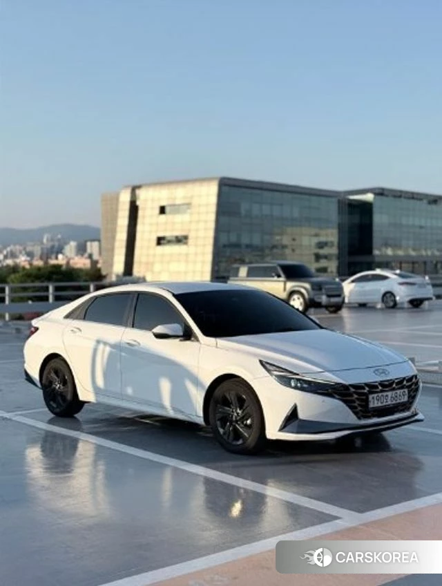 Hyundai Avante Hybrid (CN7) 2022 Белый из Кореи, фото 6