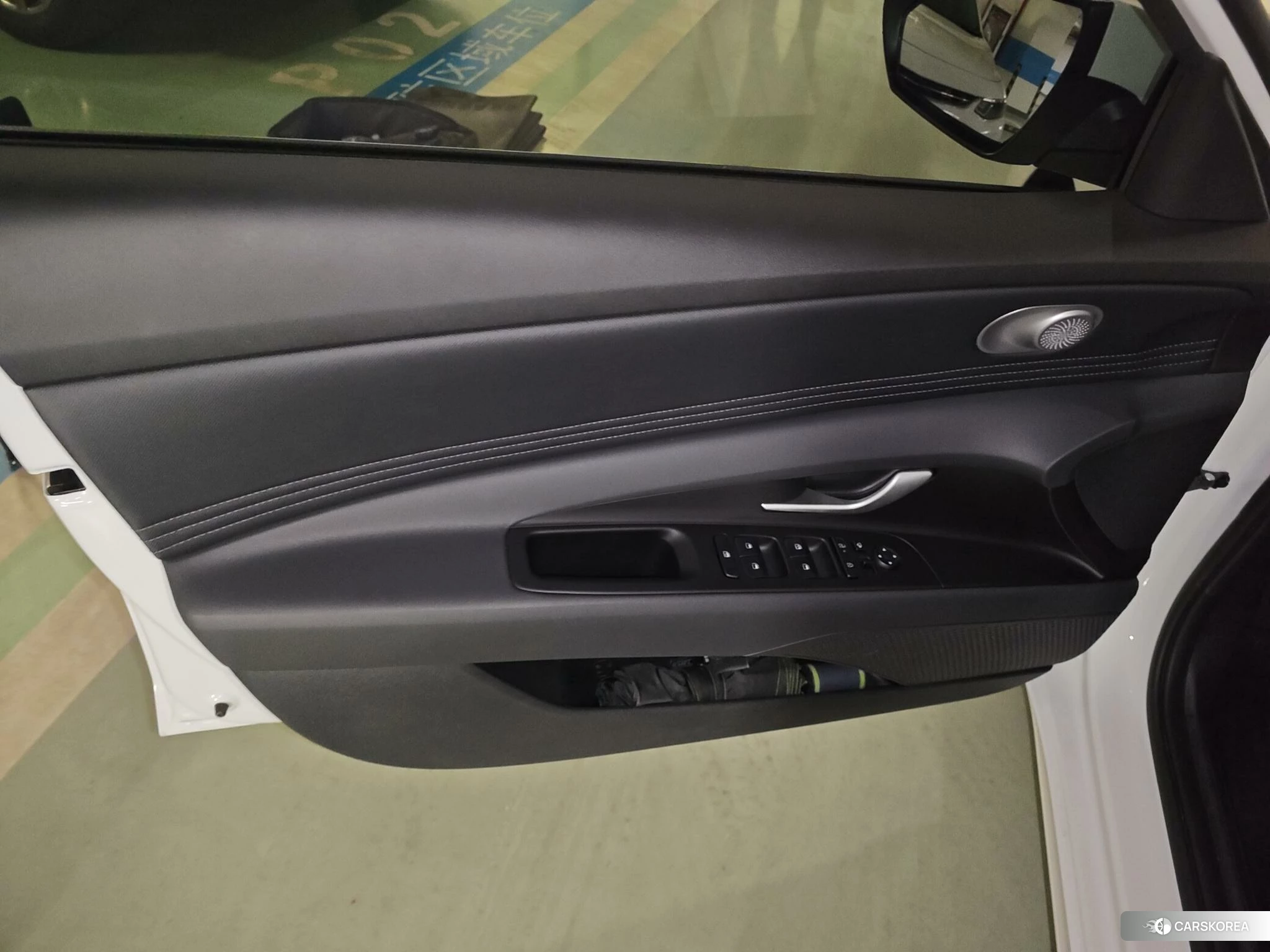 Hyundai Elantra id 4453949 из Китая 14
