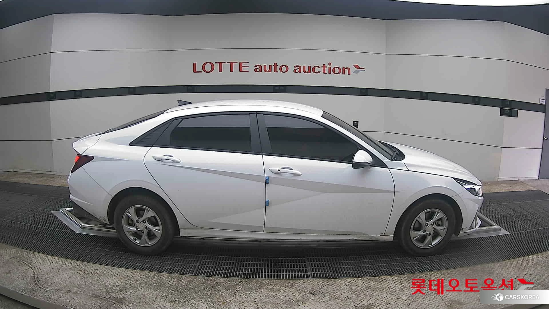 Hyundai Avante id 3869299 из Кореи 23