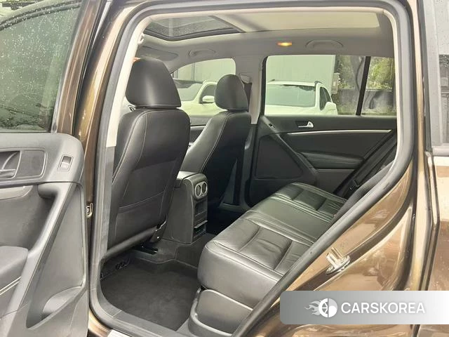 Volkswagen Tiguan 2018 Коричневый из Китая, фото 3
