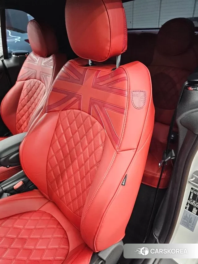 Mini Cooper Convertible 2023 Белый из Кореи, фото 3