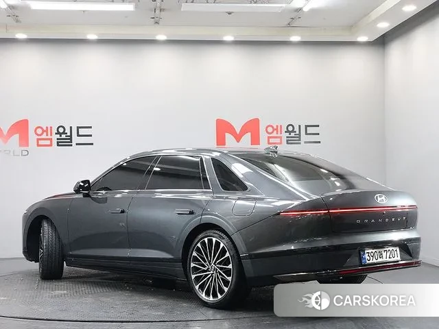 Hyundai Grandeur (GN7) id 3659539 из Кореи 13