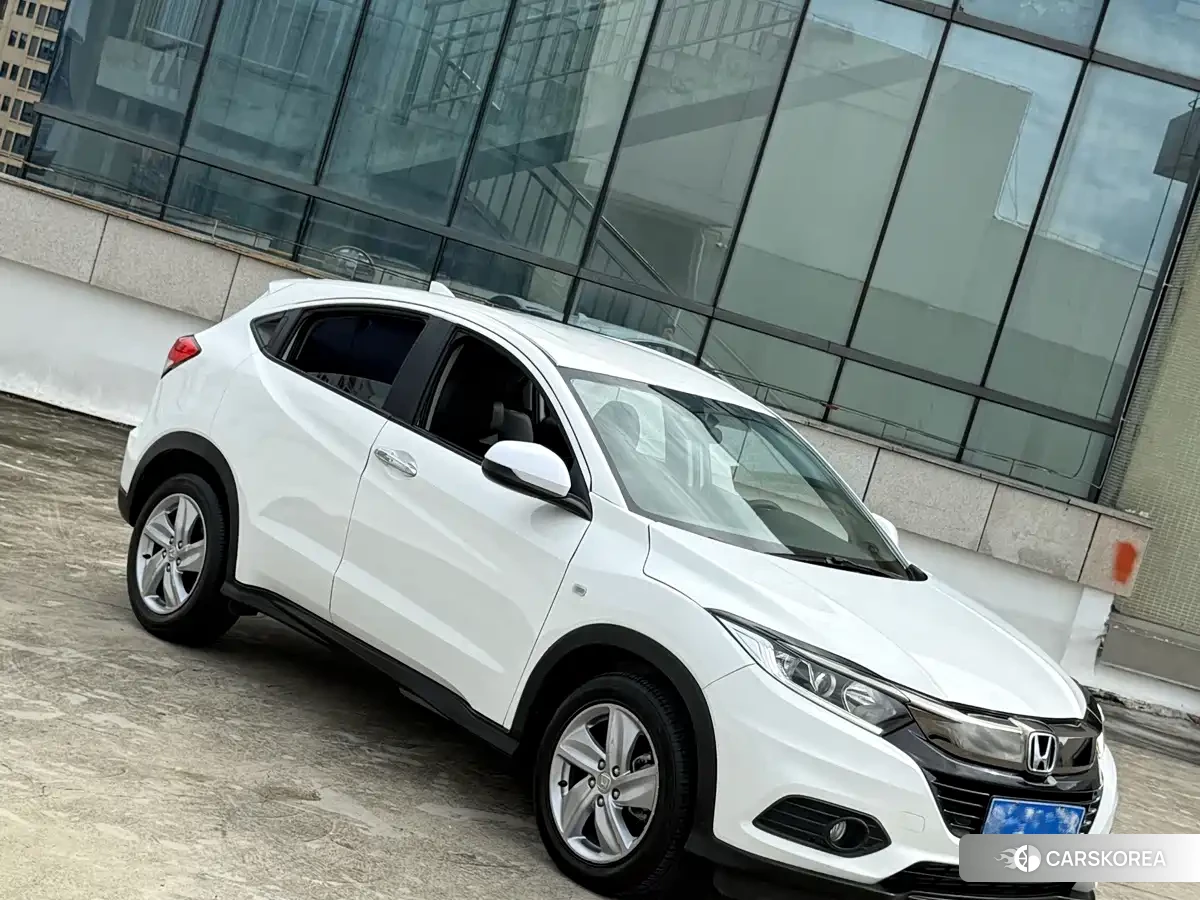 Honda Vezel 2022 Белый из Китая, фото 4