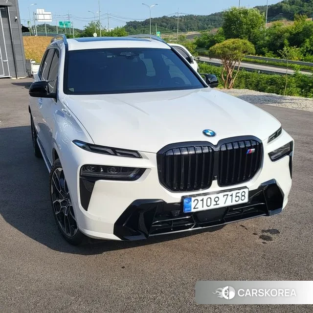 BMW X7 (G07) 2024 Белый из Кореи, фото 3