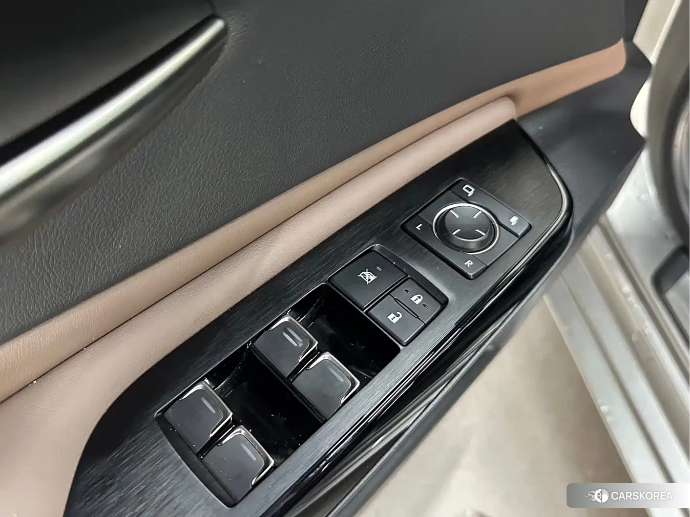 Lexus ES id 4515466 из Китая 17