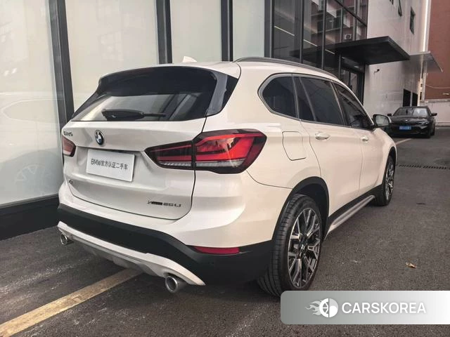 BMW X1 2022 Белый из Китая, фото 3