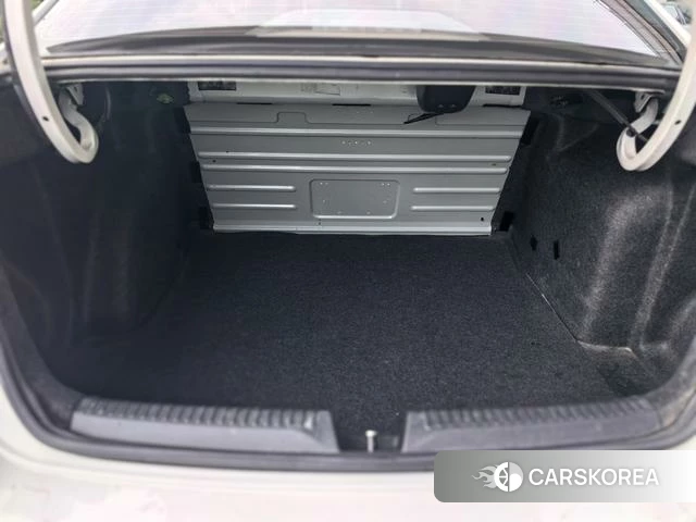 Volkswagen Santana id 4279115 из Китая 14