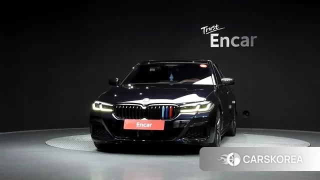 BMW 5 Series (G30) id 3360396 из Кореи 13