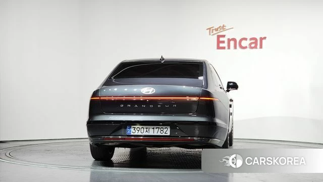Hyundai Grandeur Hybrid (GN7) id 4360256 из Кореи 23