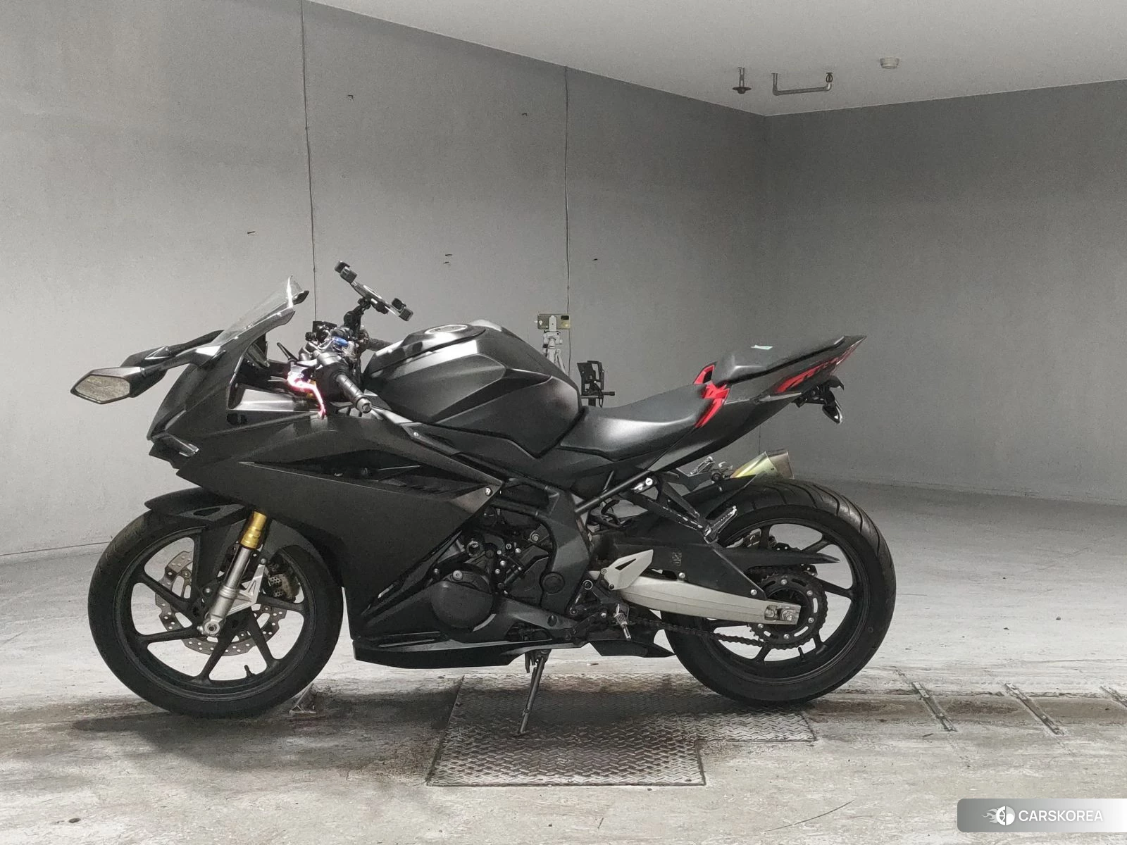 Проданный Honda CBR250RR id 4193769 из Японии, фото 4