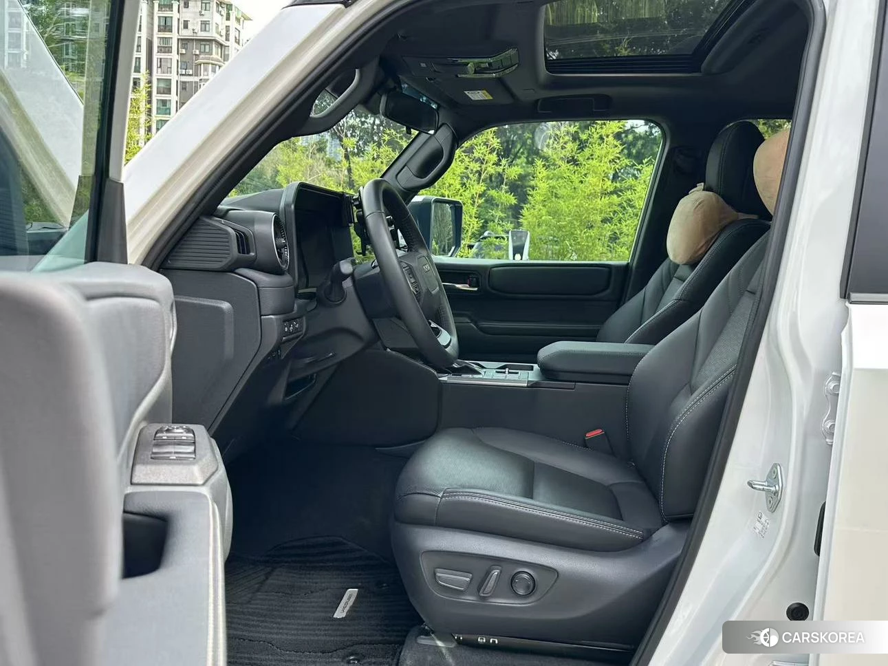 Toyota Land Cruiser id 4510798 из Китая 11