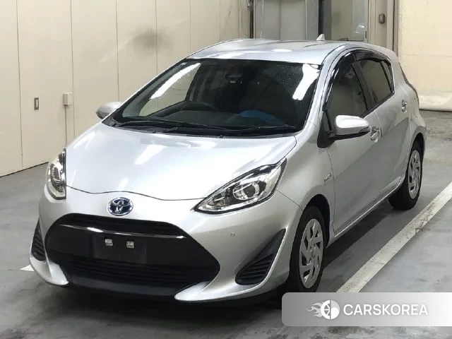 Toyota Aqua 2019 из Японии, фото 3