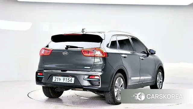 Kia Niro EV id 3312303 из Кореи 13