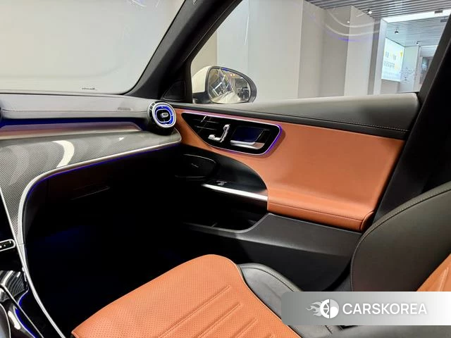 Mercedes-Benz Class C id 3888691 из Китая 23