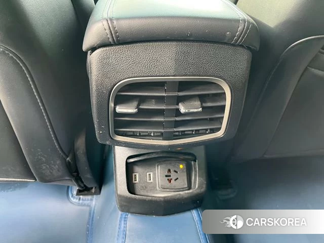 Lincoln MKZ id 4211354 из Китая 9