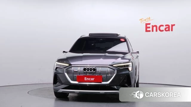 Audi e-Tron id 4231602 из Кореи 23