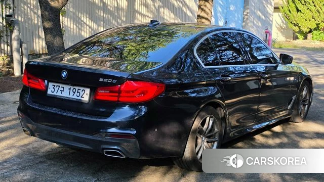 BMW 5 Series (G30) id 4937799 из Кореи 11