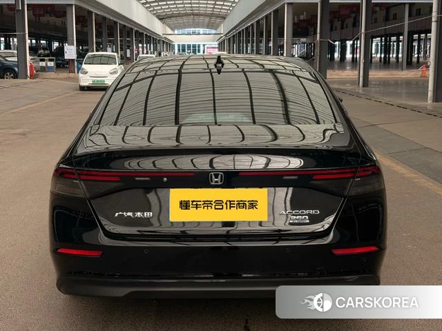 Honda Accord id 4279124 из Китая 9