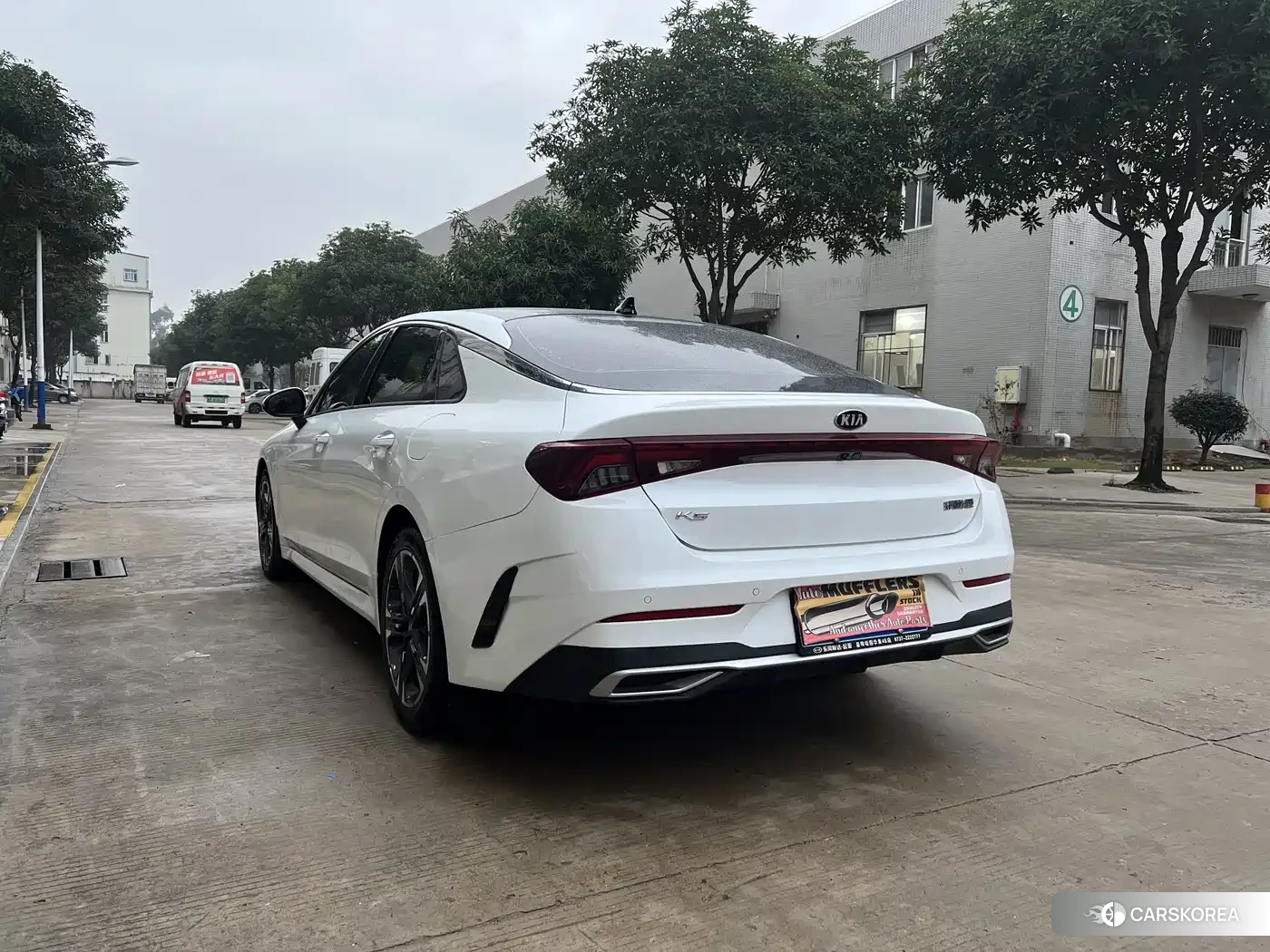 Kia K5 2021 Белый из Китая, фото 3