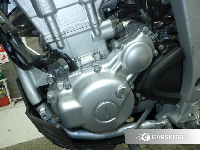Engine photo