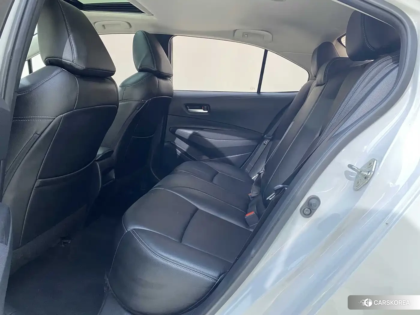 Toyota Corolla id 4628956 из Китая 16