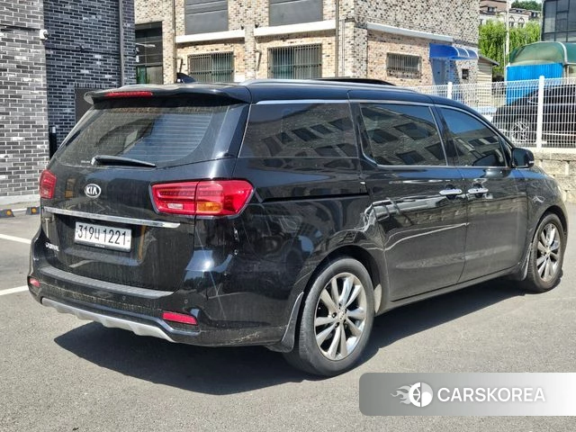 Kia The New Carnival id 4331400 из Кореи 11