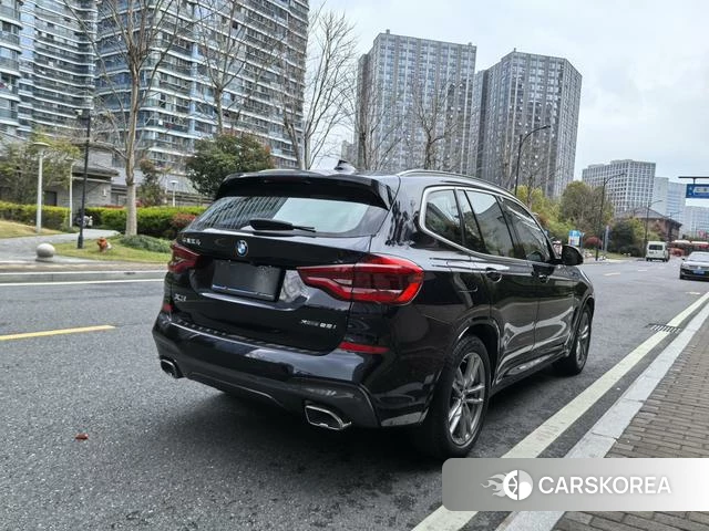 BMW X3 2021 Черный из Китая, фото 4