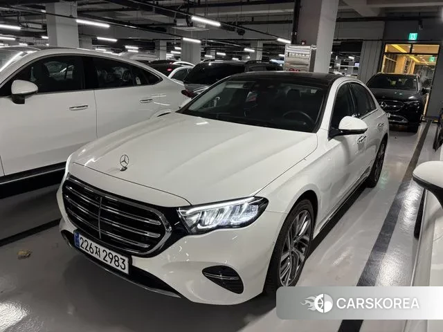 Mercedes-Benz E-Class W214 2024 Белый из Кореи, фото 5